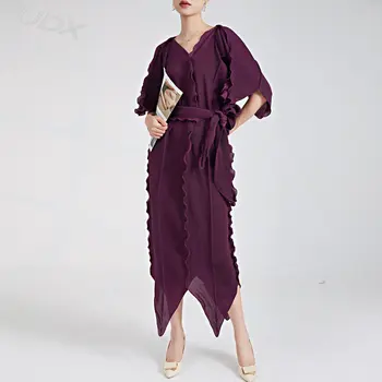 Плиссированный дизайн Miyake; Модное платье 2023 года; Летнее женское платье с V-образным вырезом и свободной шнуровкой; Необычный темперамент; Элегантное платье; Удобное платье